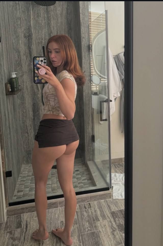 I’m a horny mature girl, I love squirting 💦 I Wanna fulfill your widest sexual fantasies 👅 I’ll satisfy you with my full serv - Image 2